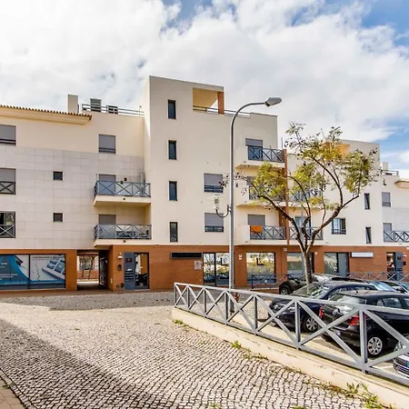 Apartmán Corcovada, Sunny And Bright T1 With Large Terrace, Albufeira