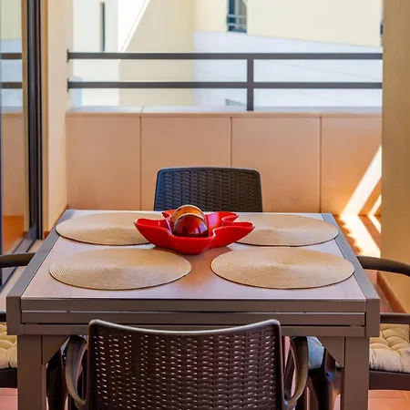 Apartmán Corcovada, Sunny And Bright T1 With Large Terrace, *